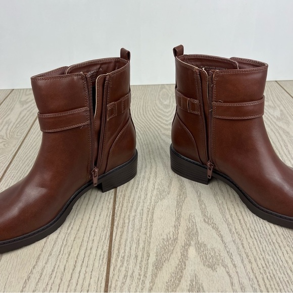 Giani Bernini Women's Becca Memory Foam Buckled Booties 6.5M Mocha Brown $100 - Picture 5 of 9